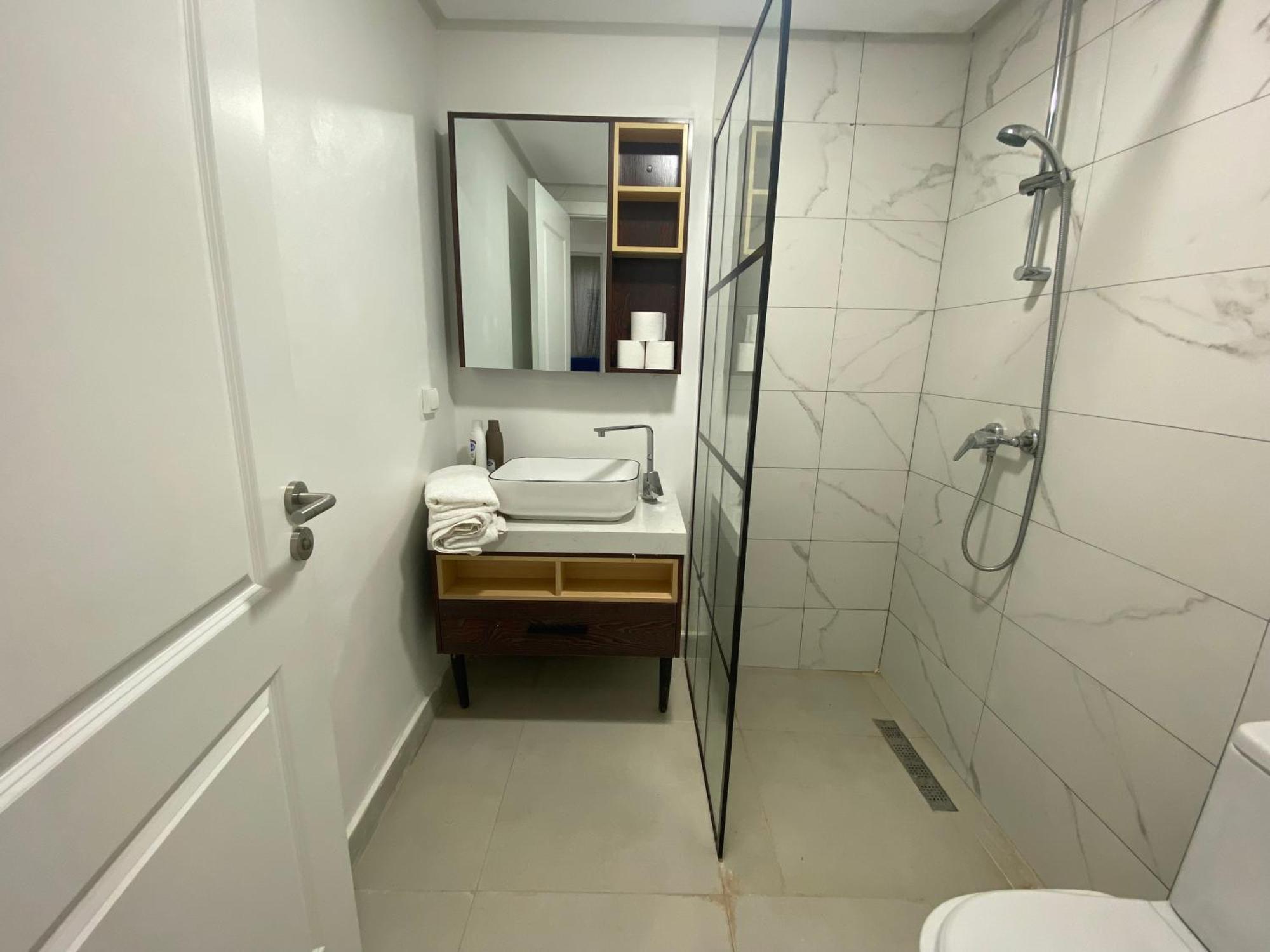 Luxueux 2 Chambres 5 Min De L'Aeroport Casablanca Nouaceur Buitenkant foto